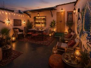 Renovated riad near Jemaa el FnaQuiet stay