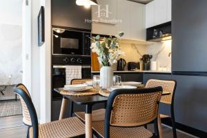 HT Large apartment in Nunoa with parking