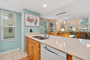 Laguna Bay Family Vacation Retreat