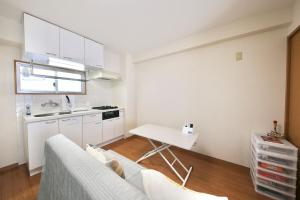 41m2 Family Apartment , Free Parking , Sleeps 5 , 9 Min to Matsuyama Station