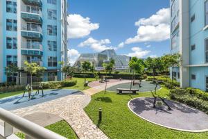 Holiday 2BR Apartment Hotel with Sea View near Airport, City of Dreams, MOA, and beside Okada
