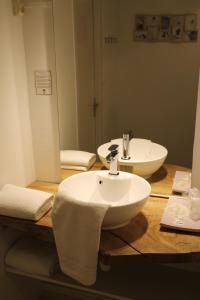 Hotels Hotel Riviere : photos des chambres