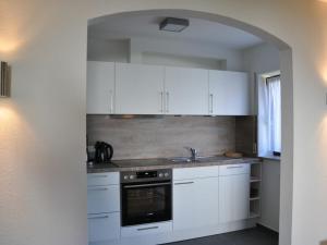 No 4 House Cube