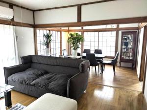 ポツンと一軒家 伊東一碧のより道 お子様17歳まで宿泊費無料