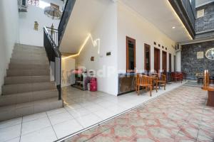 Nidra Living Guest House RedPartner Batu