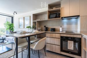 HT Premium 1D in Ñuñoa with Terrace for 3 Guests