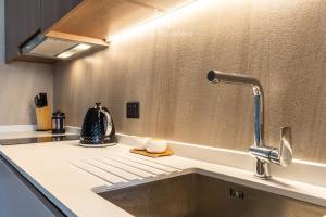 HT Ideal location in Providencia with terrace, parking and AC
