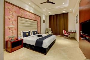 Townhouse Oak Hotel C Pearls