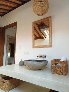 3BR Villa Joglo Catalina - Family Gataway - Heart of Uluwatu