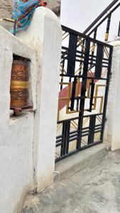 Dolma house home stay