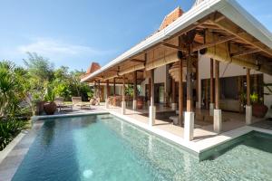 3BR Villa Joglo Catalina - Family Gataway - Heart of Uluwatu