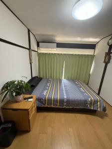 安易旅馆2号房间