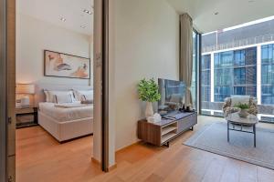Super Luxury Residence near Central BTS Chidlom