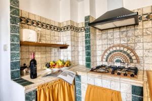 Tenuta Di Litiano Villa with Garden and Pool - Happy Rentals