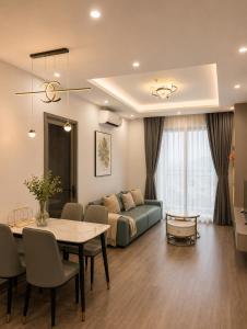 The Ruby Hạ Long - Bay & Skyline View 2BR Apartment