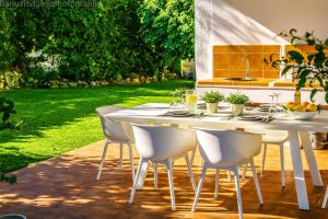 Mairena Forest sea view & pool- Happy Rentals