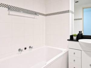 悉尼 Prime Sydney 3BR - Pool,Gym 2 Parking with Balcony 单人房 套房