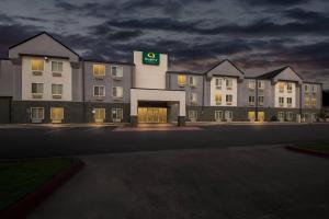 Quality Inn Laredo - Nuevo Laredo