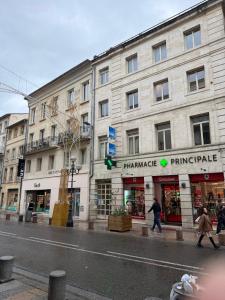 Heritage Suites- Palais des Papes & Pont dAvignon- Clim