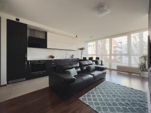 25C Apartment free parking & self check in