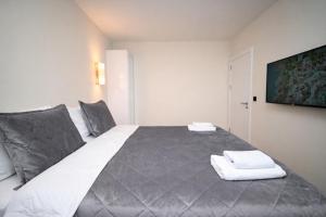 Stylish 1BR Near Promenade Mountain View