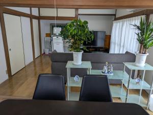 ポツンと一軒家 伊東一碧のより道 お子様17歳まで宿泊費無料