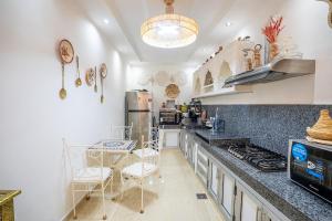 Dar Mawati - 5BR - Private Hammam - Rooftop - Near Medina