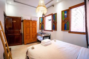 Dar Mawati - 5BR - Private Hammam - Rooftop - Near Medina