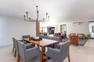 Magnificent Four-Bedroom Villa