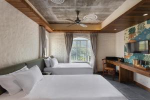 Nomad Pokhara Hotel
