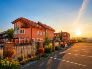 Hotel Evan u Hoffera with free parking