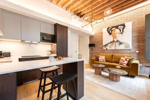 Modern Apartment in Soho REMS