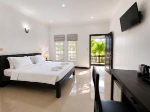 Champs Elysees Boutique Hotel