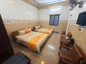 Vân Tân Hotel
