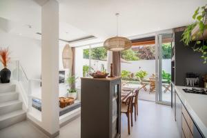 Athenix Villa - 2BR With Private Pool In Uluwatu
