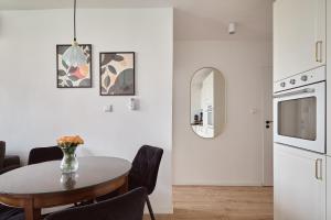 Apartament Teatralny - Komfort w Sercu Miasta Klimatyzacja