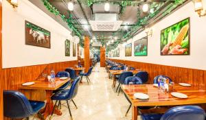 Hotel Quadis Central - Sector 27, NOIDA