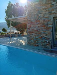 Almira Seaside Suites