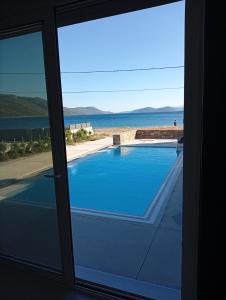 Almira Seaside Suites