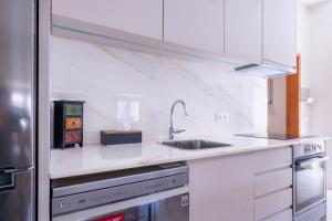 Ventura Stay - Bright and Stylish Studio in the Heart of Matosinhos