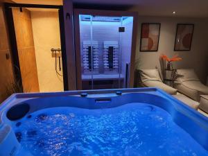 Villa Lana Luxury Pool & Indoor Wellness