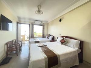 Huệ Vinh Hotel