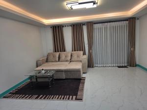 Thantwan Home บ้านทานตะวัน