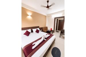 Hotel Baliapanda Uk-Palace Near Jagannath Temple - Lift and Parking Facilities Fully Air Conditioning Premium Room