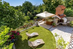 Lauranella apartment Lovran Opatija, Hot tub, EVcharger, free parking & pure relaxation