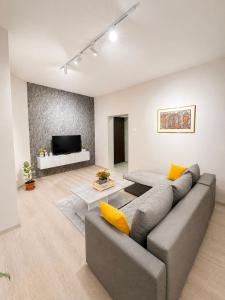 Mitos Apartments - Heart of Skopje with Free Parking