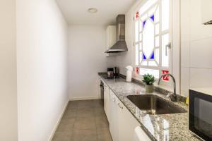 41AGRVC1137 cozy and bright apartment