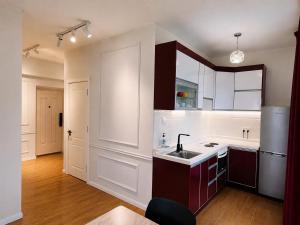 Warm & Cozy Stay in the City Center