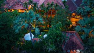 Isann Lodge