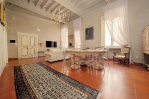 Historic Navona Palace Suite Ultra Luxury Stay